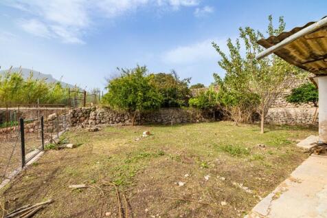 outside house (2)