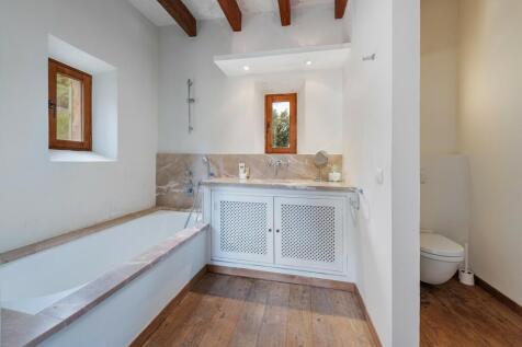 Bathroom (1)