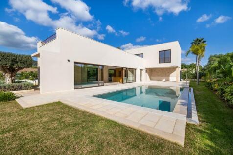 Exterior and Pool (1