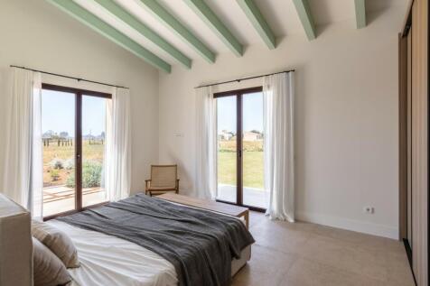 Bedroom (2)