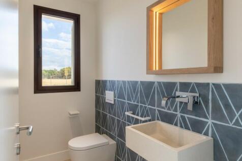 Bathroom (1)