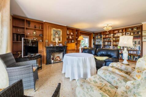 living room (1)