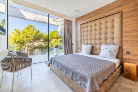 Bedroom (1)