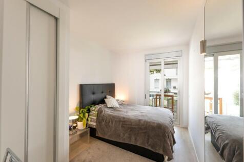 Bedroom (2)
