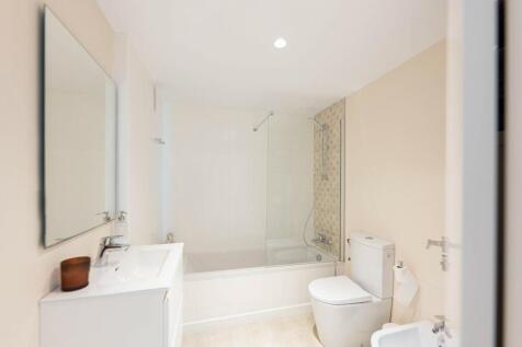 Bathroom (2)