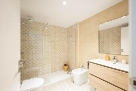 Bathroom (1)