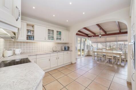 kitchen (2)
