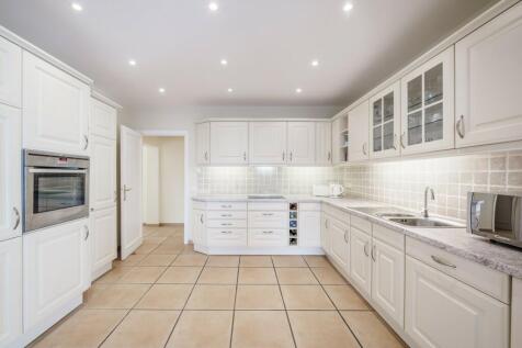 kitchen (1)