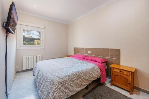 Bedroom (3)