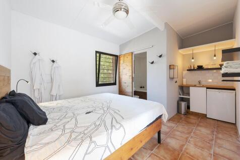 Guest Apt