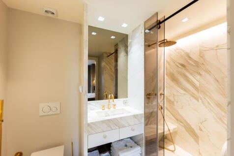 Bathroom (2)