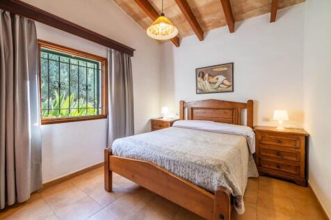 Bedroom (1)