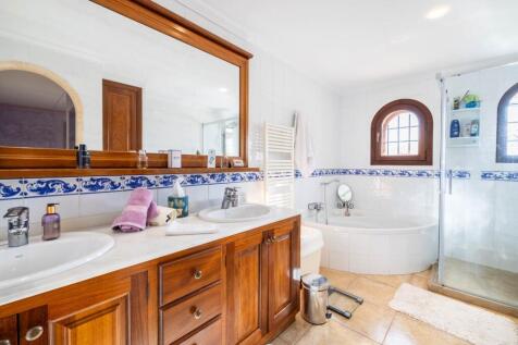 Bathroom (2)