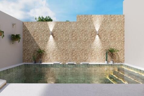 Pool and Exterior (2