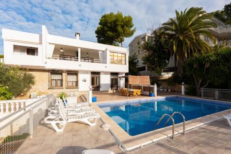 House &amp; pool