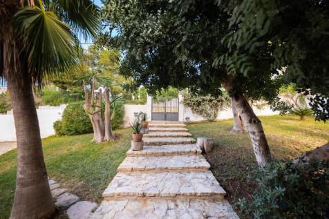 Entrance (2)