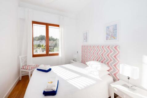 Bedroom (4)
