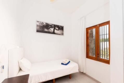 Bedroom (6)