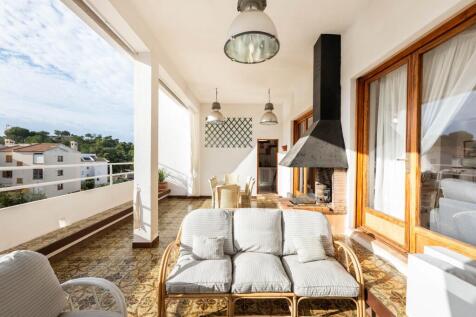 Covered terrace (2)