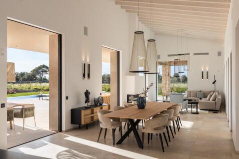 Dining (1)