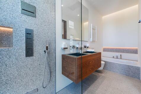 Bathroom (2)