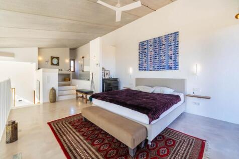 Bedroom (1)