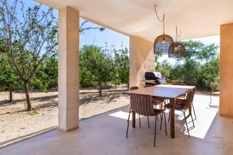 Covered Terrace