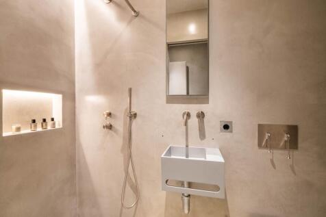 Bathroom (4)