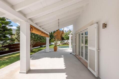 Covered Terrace (2)