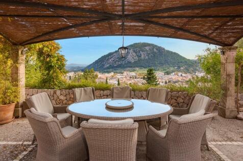 Covered Terrace