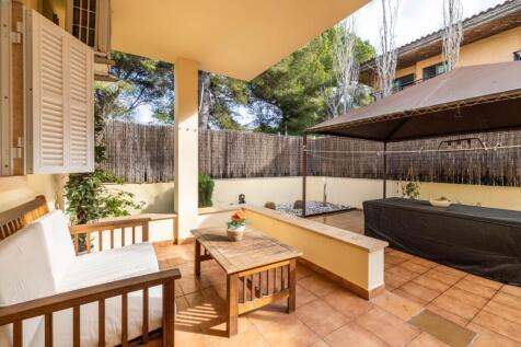 Covered Terrace