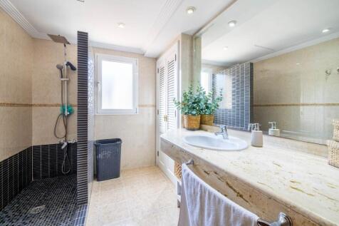 Bathroom (2)