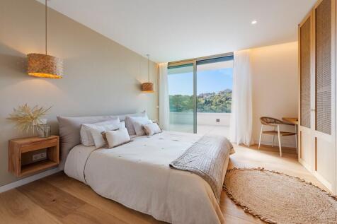 Bedroom (6)