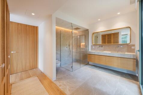 Bathroom (1)