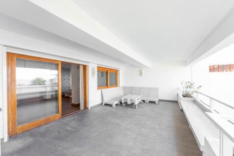 Covered Terrace (2)