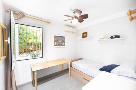 Bedroom (1)
