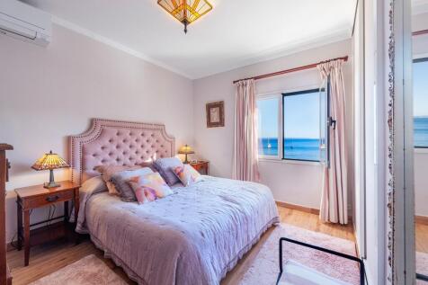 Bedroom (2)
