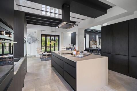 Kitchen (2)