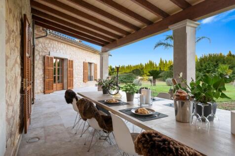 Covered Terrace