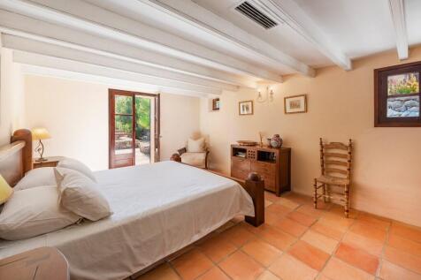 Bedroom (5)