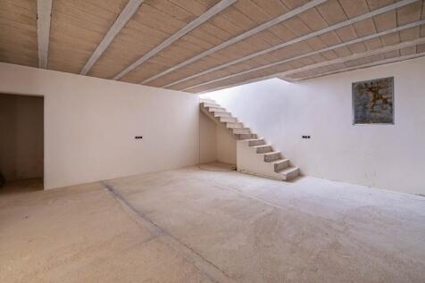 Interior (5)