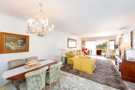 Living -dining room