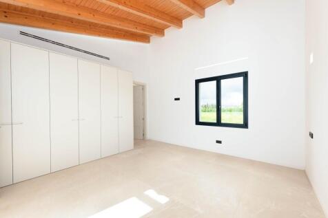 room (2)