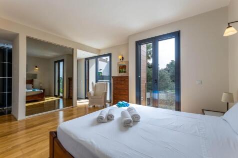 Bedroom (1)1