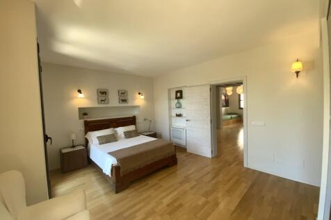 Bedroom (9)