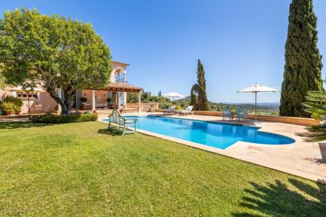 Exterior and Pool (1