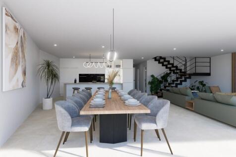 Dining (1)