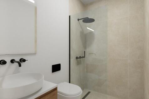 Bathroom (3)