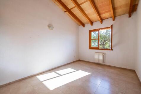 Bedroom (2)
