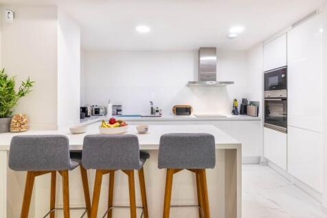 Kitchen (2)
